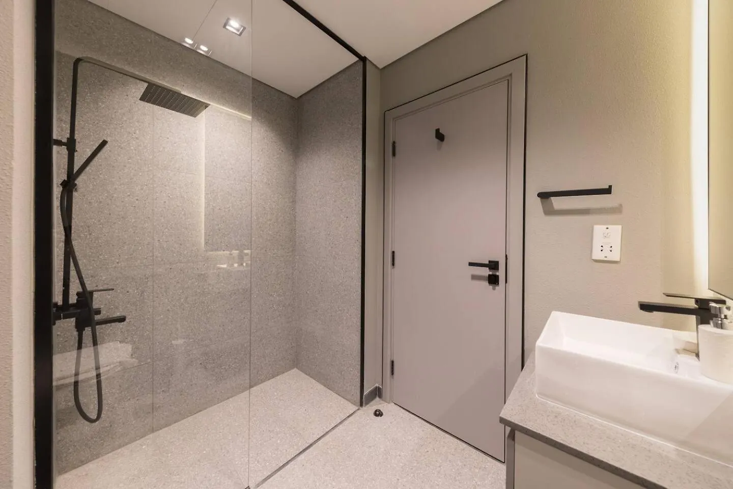 Brand New Studio 15 Mins Drive From Business Bay Dubai 0*,  United Arab Emirates